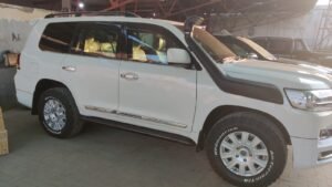 Bulletproof Land Cruiser V8 rental service in Pakistan for VIPs and diplomats