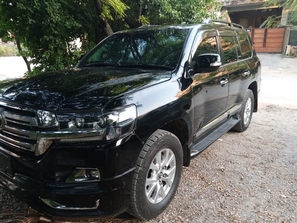 Bulletproof car rental Multan