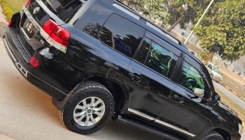 Armored Land Cruiser V8 rental in Karachi